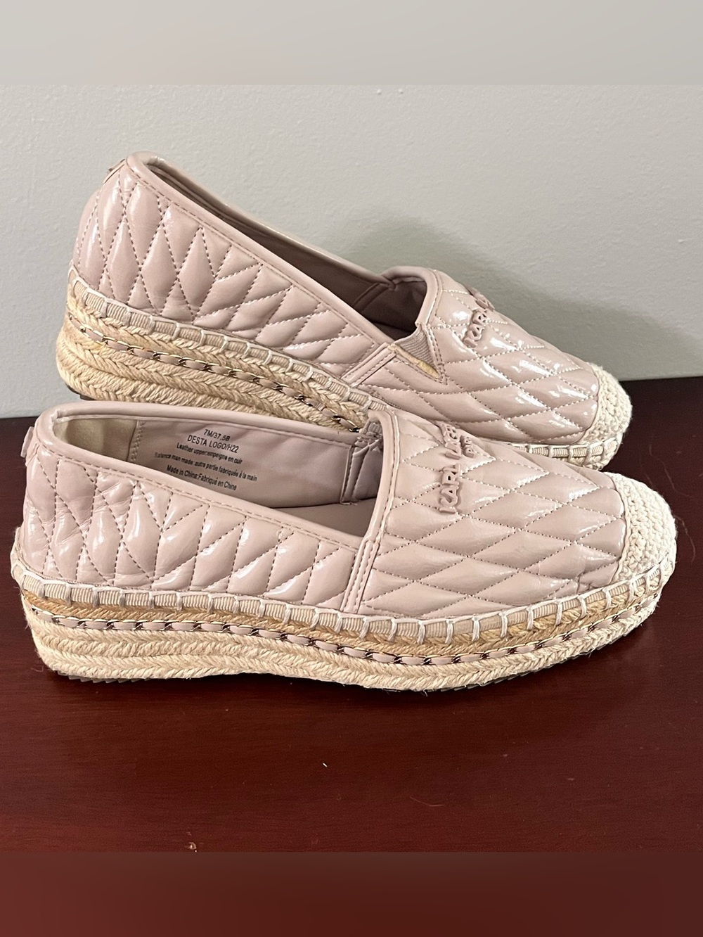 Karl Lagerfeld Desta Quilted Leather Slip-On Espadrille Platform Flats 7  New